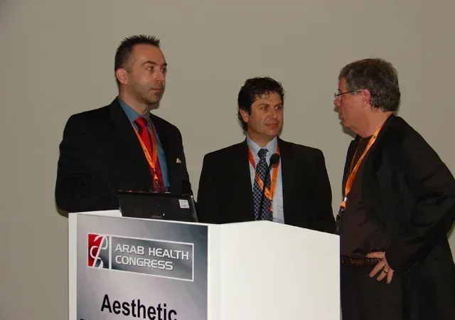 Impreuna cu Prof. Dr. Paul Petty (Mayo Clinic - USA) la Congresul Arab Health, Dubai 2008