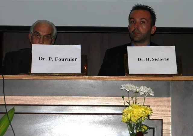 Speaker la Congresul de Chirurgie Plastica al Comunitatii Statelor Golfului, Riyadh, Arabia Saudita, aprilie 2008
